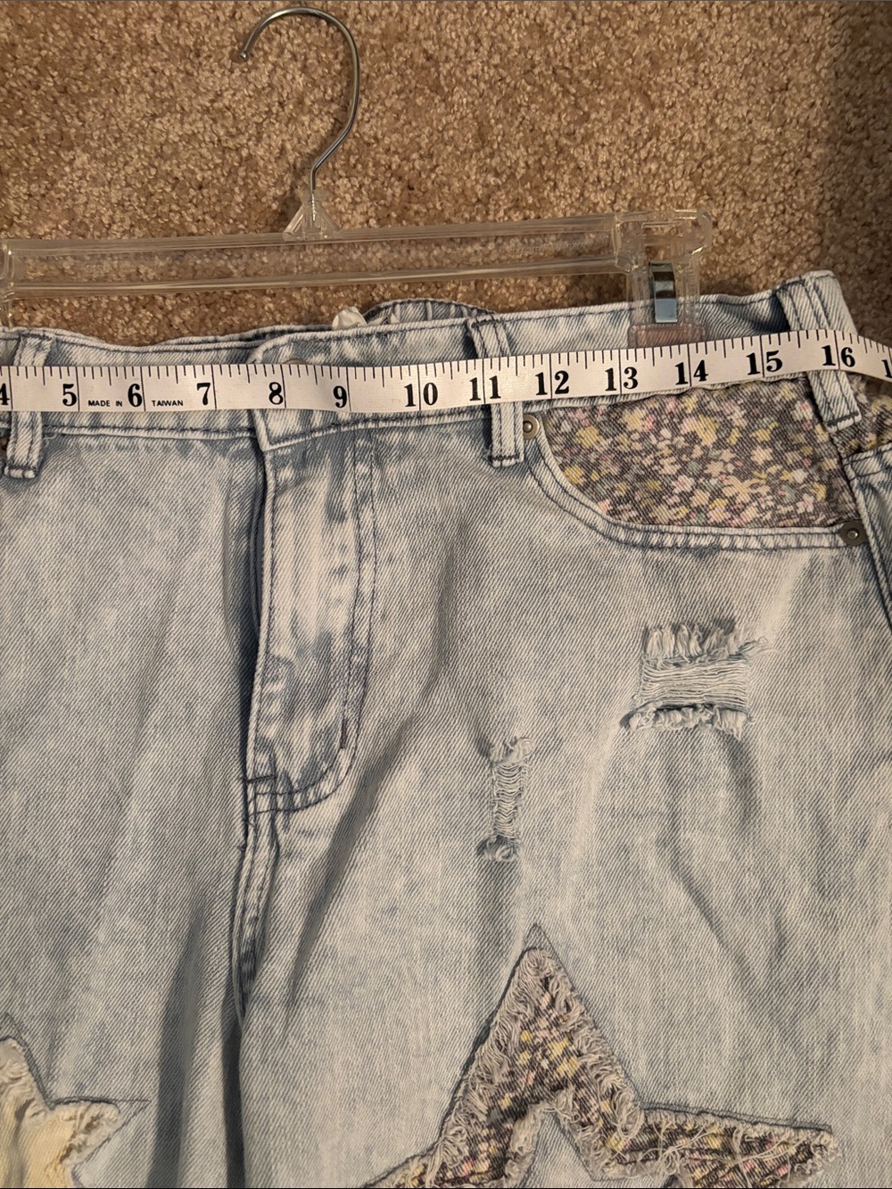 OH distressed light  Wash Star & Peace Patchwork Wide-Leg Women's Jeans - Picture 4 of 7